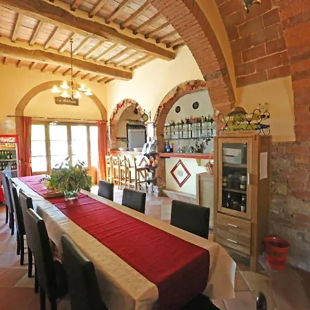 Villa Tuscan With 7 For Max 30 Persons *